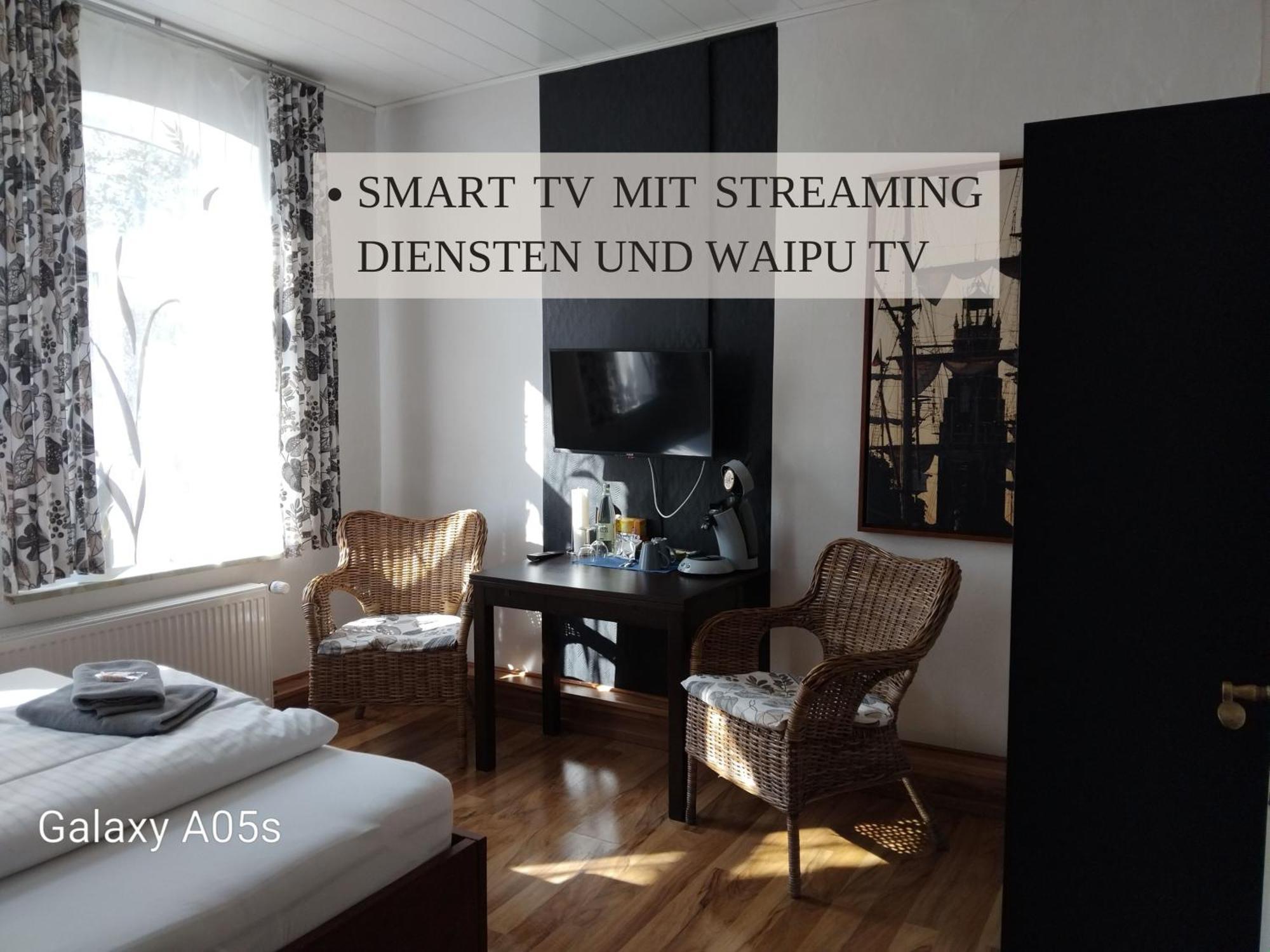 Haus Krabbe Zimmer Ohne Kueche, Fuer 1-2 Personen, Doppelbett, Zentral Gelegen Zwischen Cuxhaven Und Bremerhaven, Hunde Kostenfrei Willkommen, Kostenfreier Parkplatz 뢰멘 외부 사진
